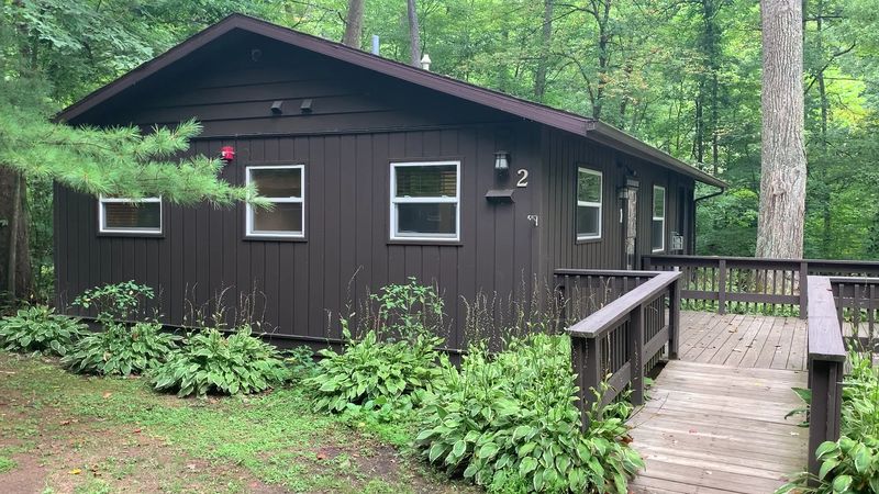 Cabin Stays: Rustic Comfort Near the Trail