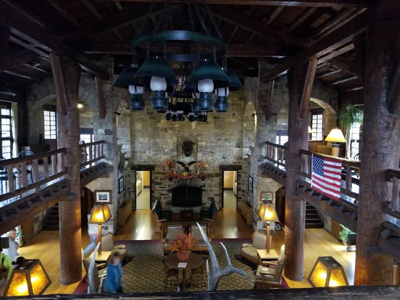 Cabins and Overnight Stays in the Park