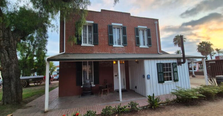 California’s Most Notorious Haunted House Has A Chilling History That Still Fascinates Visitors