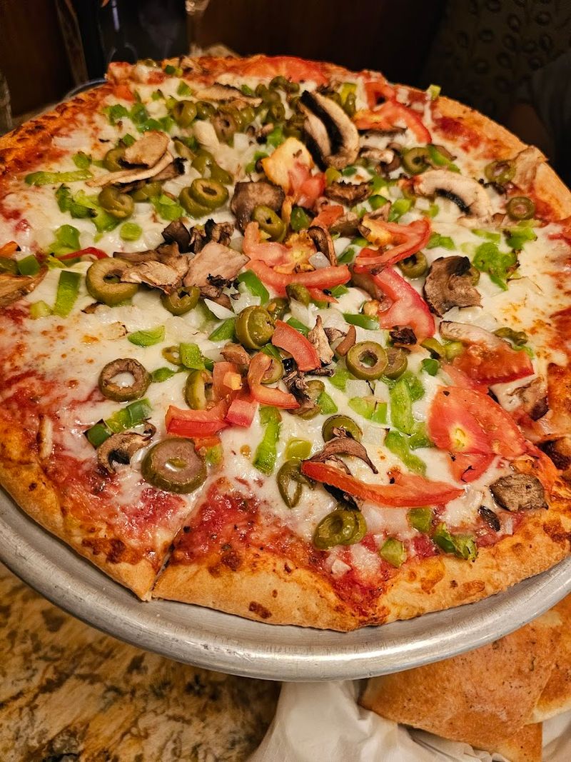Calzones and Pizzas That Stand Out in Detroit Calzones and Pizzas That Stand Out in Detroit