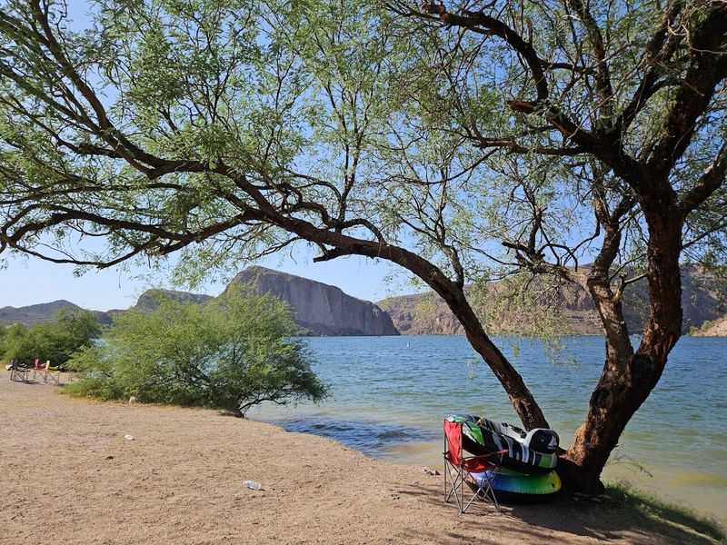 Camping Nearby for an Overnight Desert Escape