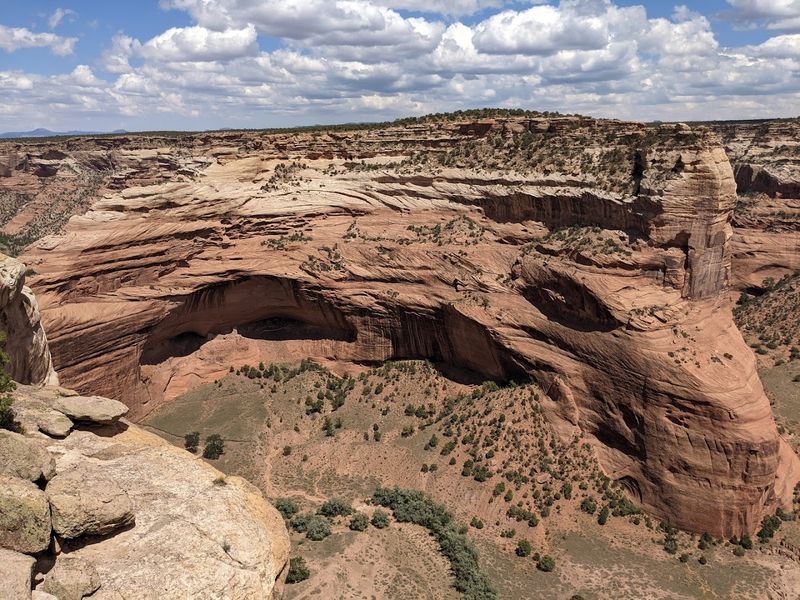 Canyon de Chelly National Monument - Arizona Canyon de Chelly National Monument - Arizona