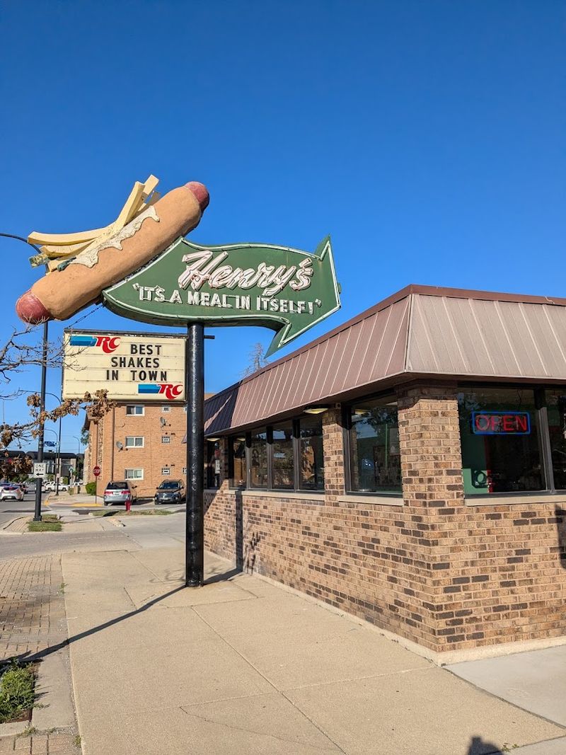 Cash Is King at This Classic Roadside Stand