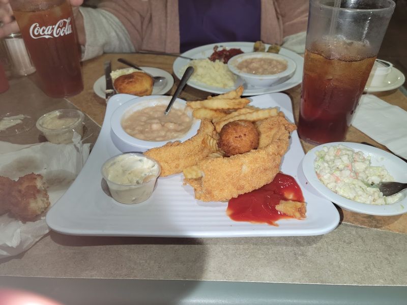 Catfish So Good It Deserves Its Own Paragraph