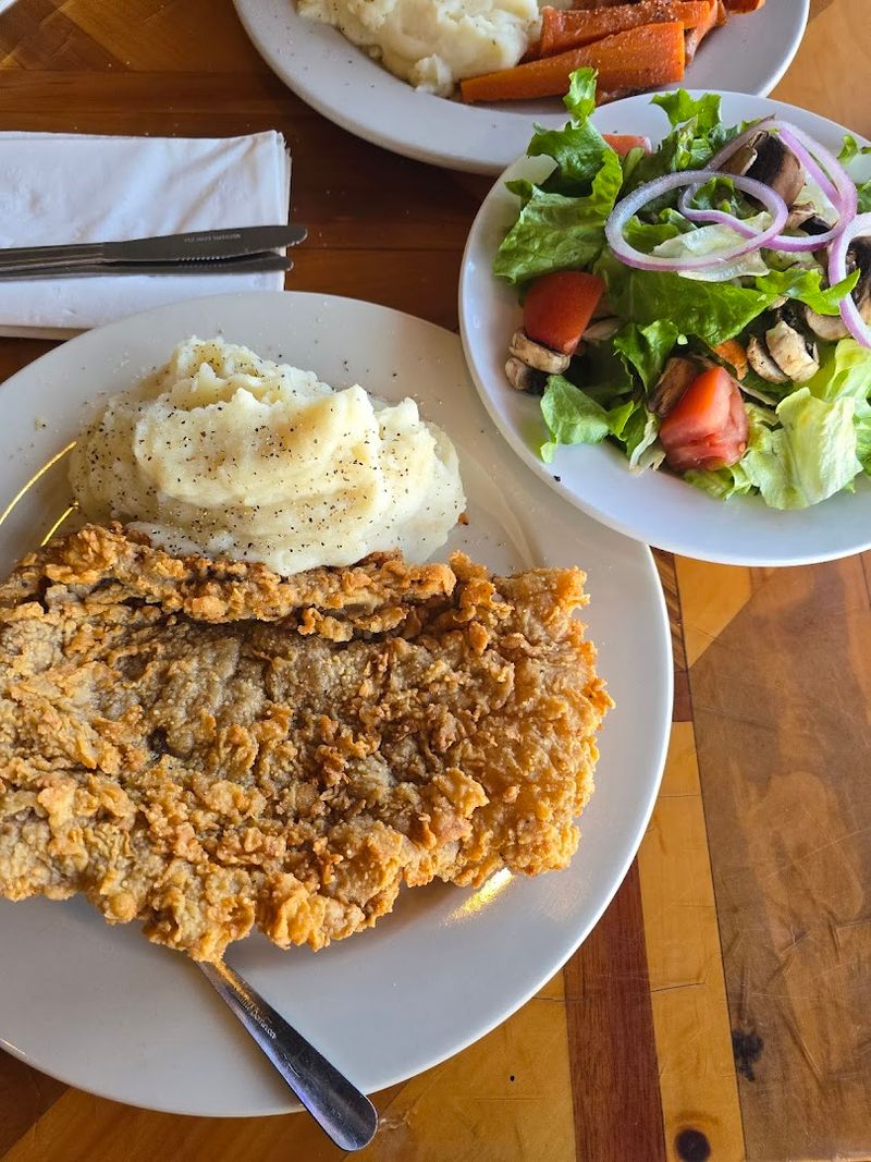 Chicken Fried Steak That Regulars Swear By Chicken Fried Steak That Regulars Swear By