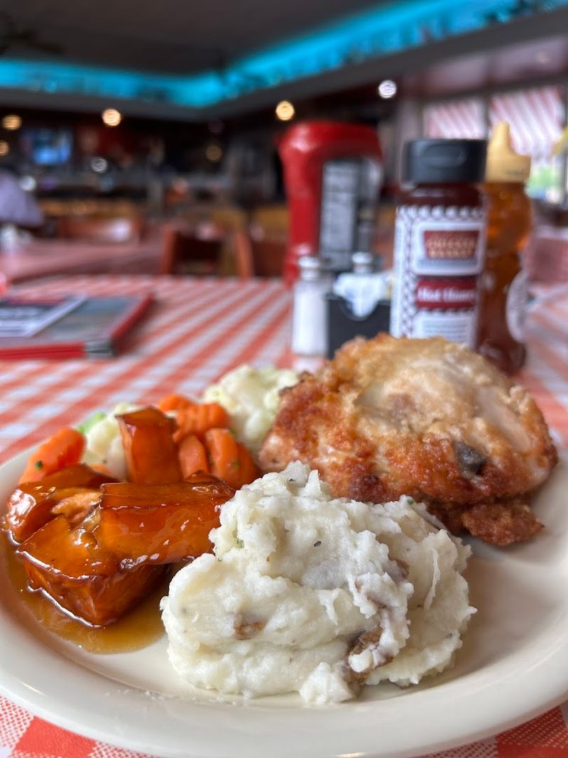 Chicken Pot Pie That Hits Like a Hug