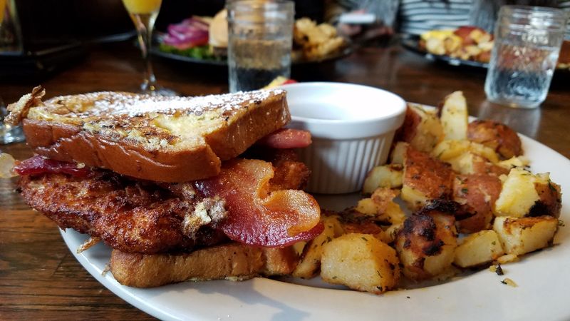 Chicken and French Toast Is the Dish Regulars Keep Secret