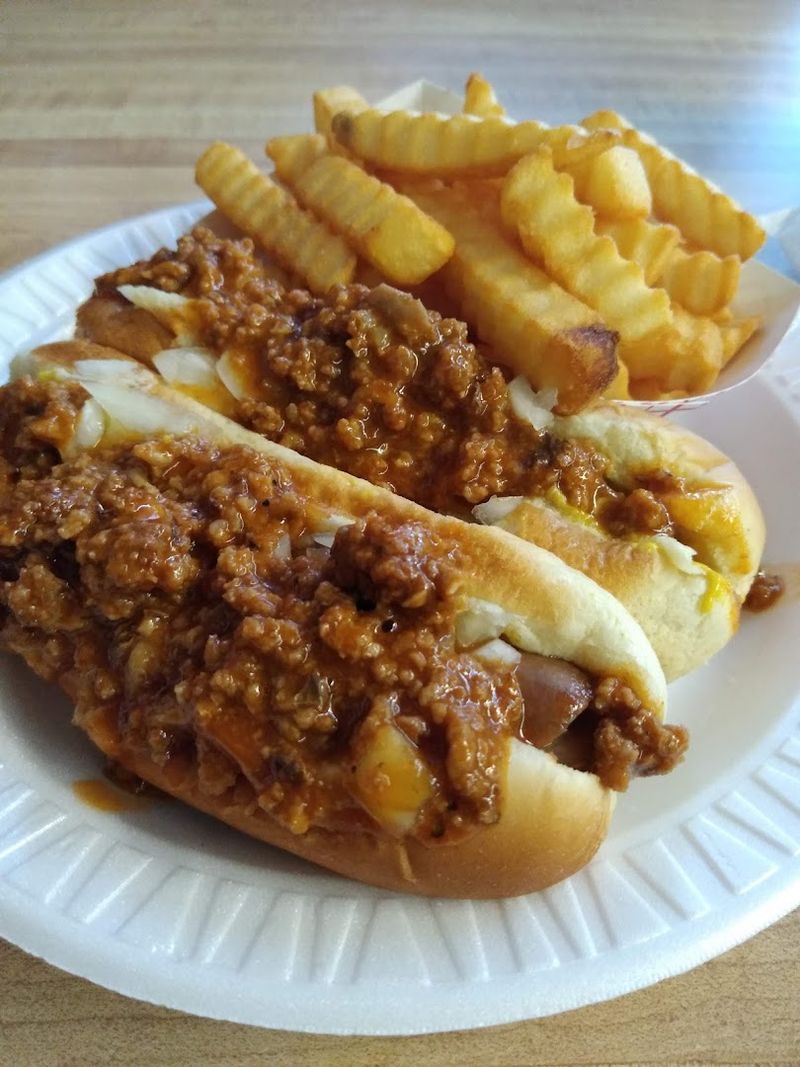 Chili Dogs Worth the Drive
