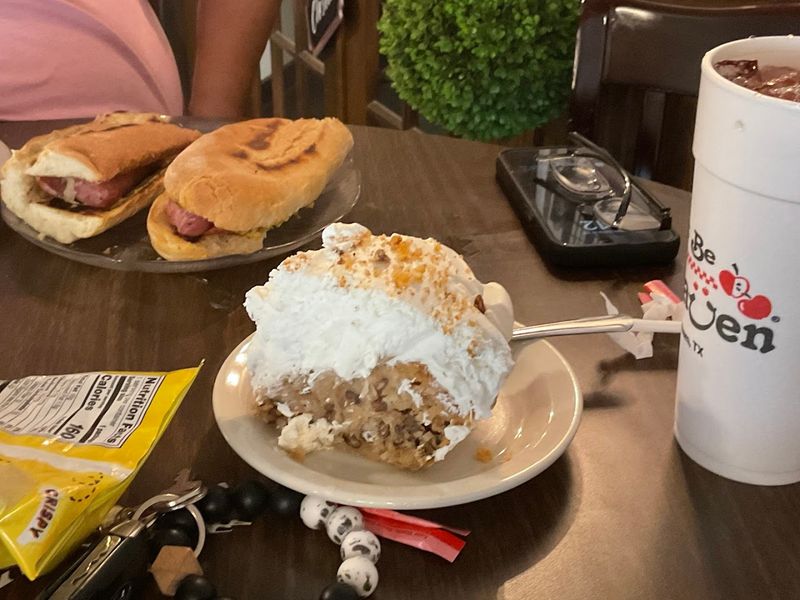 Chocolate Meringue Pie That Rivals the Coconut Version