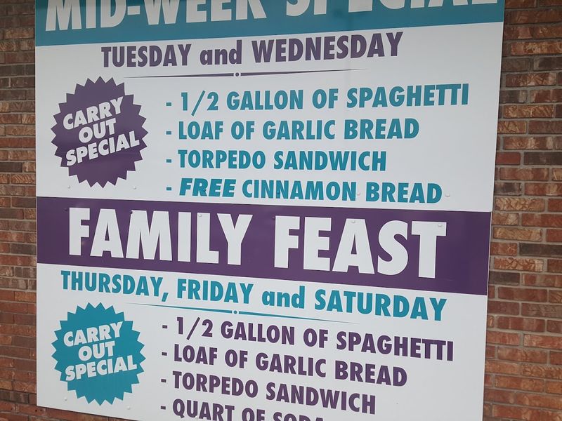 Cinnamon Bread That Pulls People Across State Lines Cinnamon Bread That Pulls People Across State Lines