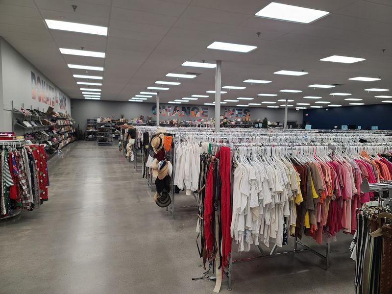 Clean, Organized Store Layout That Makes Shopping Easier