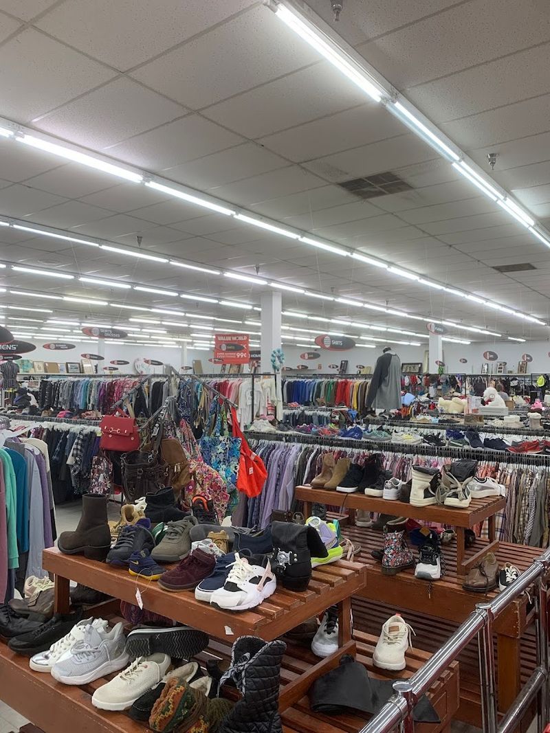Clothing Deals That Will Blow Your Mind
