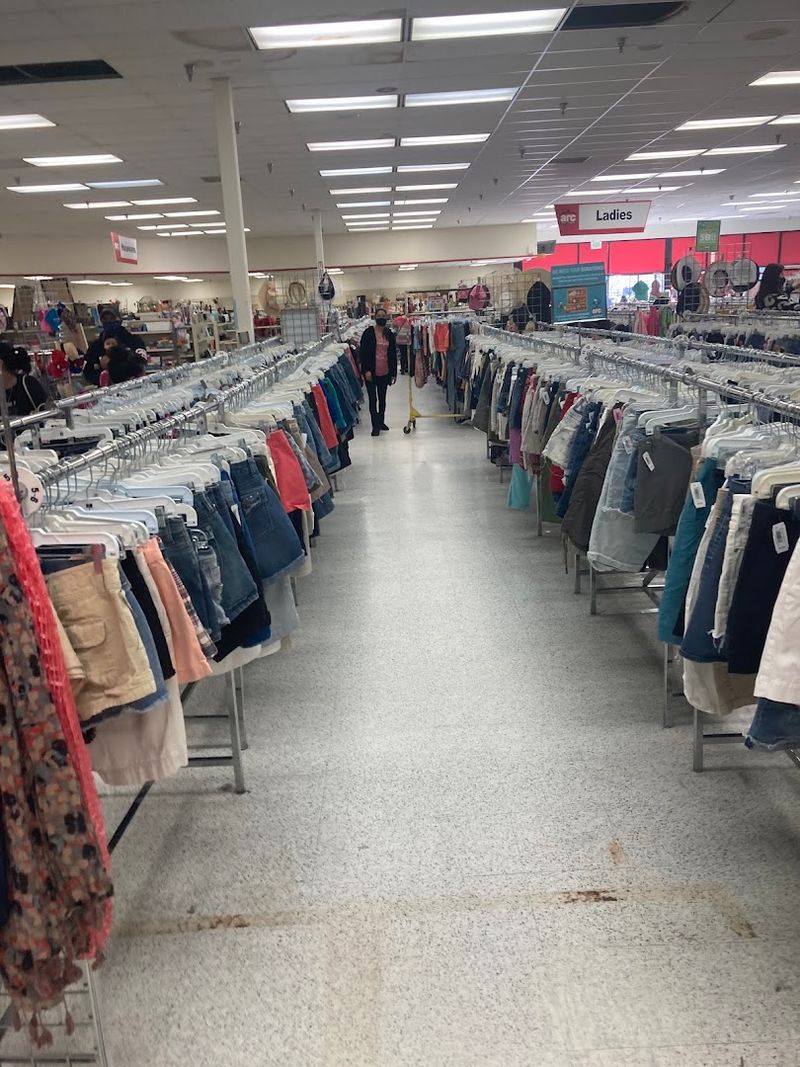 Clothing Deals for Every Style and Size Clothing Deals for Every Style and Size
