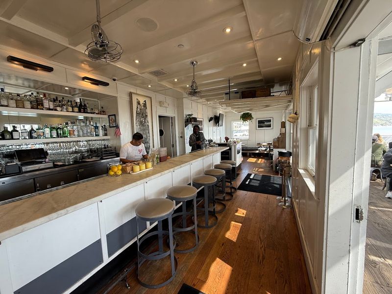 Cocktails, Mocktails, and Drinks That Match the View Cocktails, Mocktails, and Drinks That Match the View