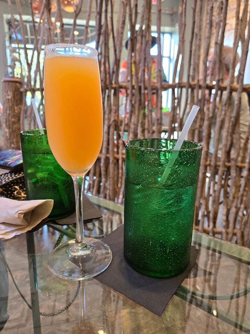 Cocktails and Mimosas for the Brunch Crowd
