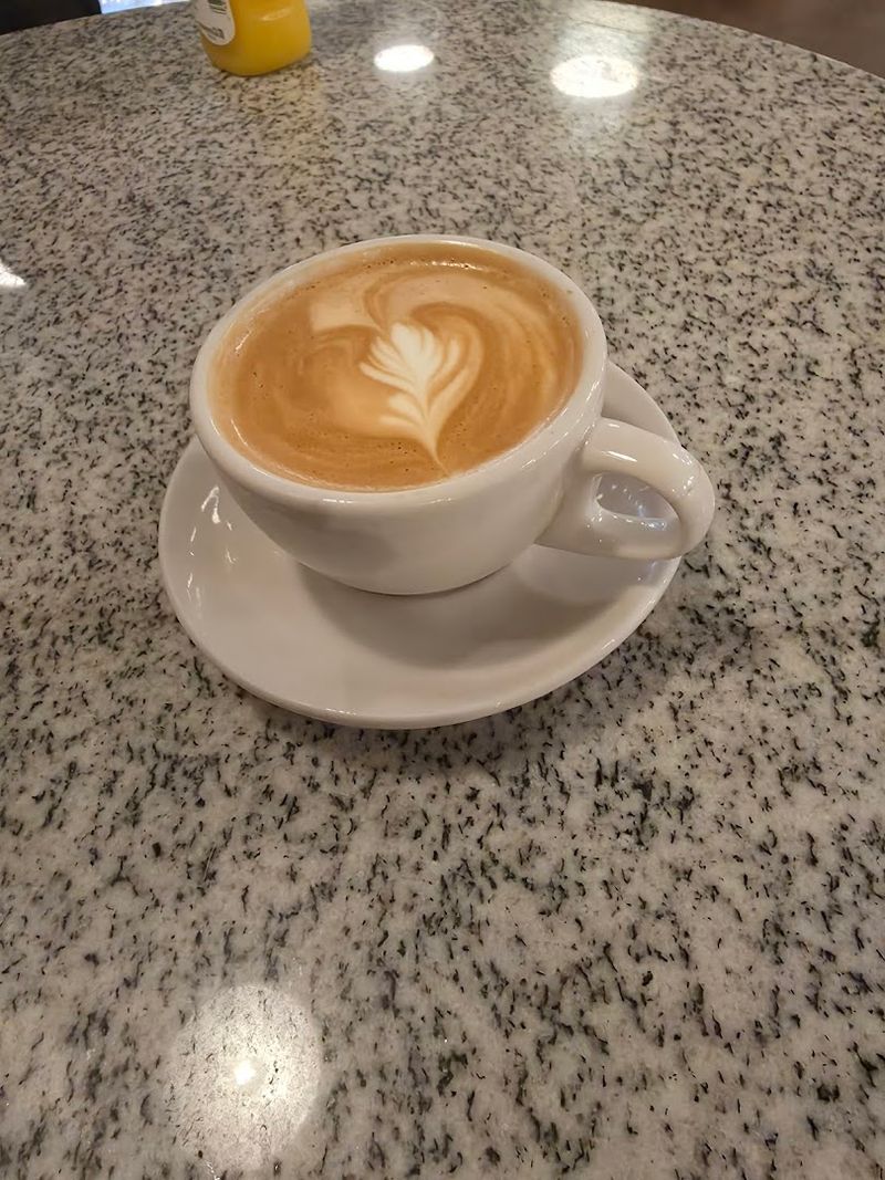 Coffee That Holds Its Own Against the Pastries Coffee That Holds Its Own Against the Pastries