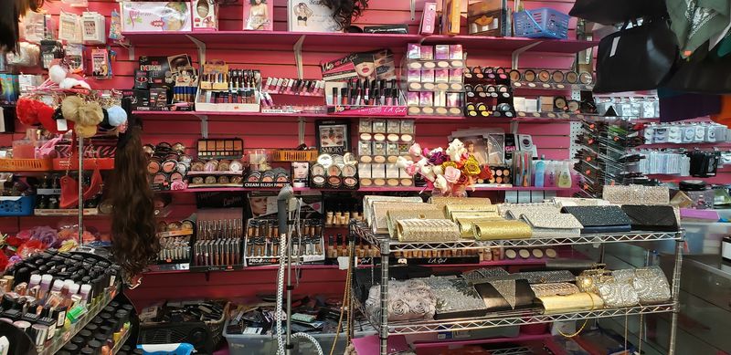 Colognes, Perfumes, and Health and Beauty Products Colognes, Perfumes, and Health and Beauty Products