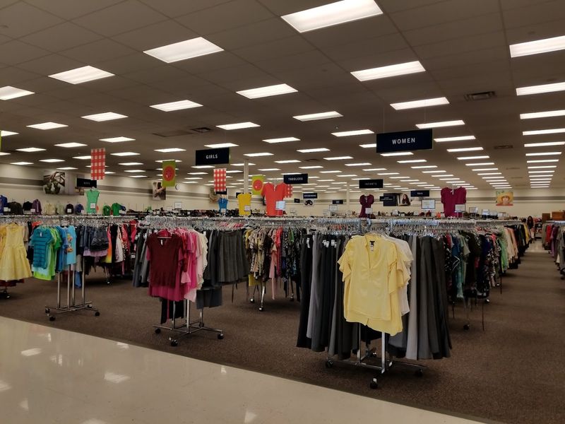 Color-Coded Clothing Racks That Actually Make Sense