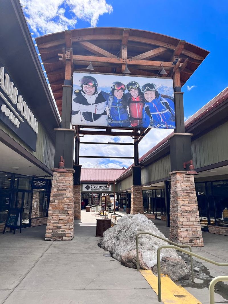 Colorado Welcome Center for Trip Planning Help