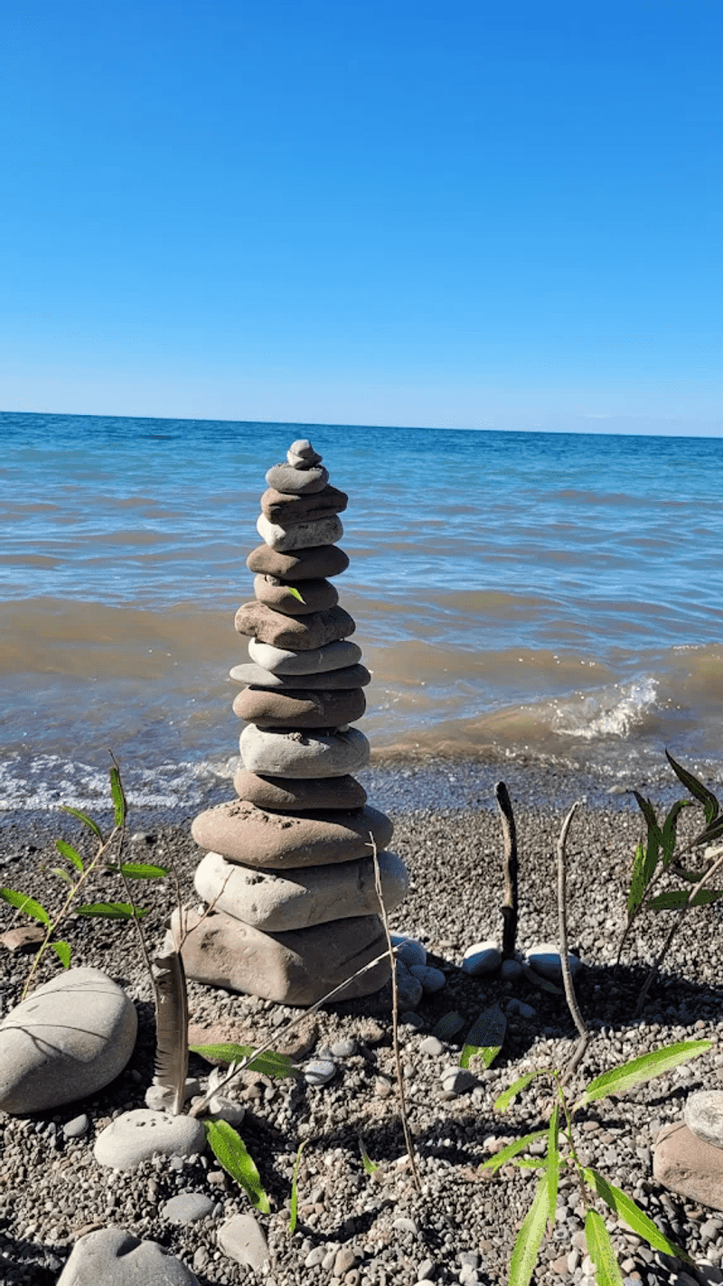 Colorful Beach Rocks That Tell an Ancient Story Colorful Beach Rocks That Tell an Ancient Story