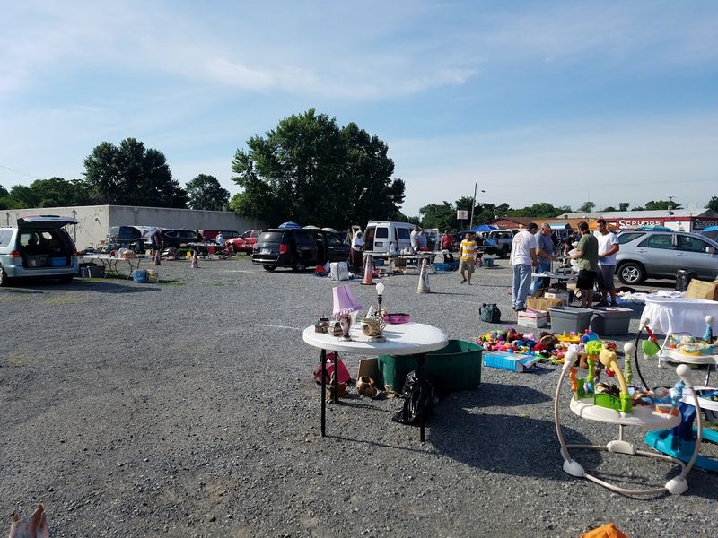 Community Flea Market - Roanoke, Virginia