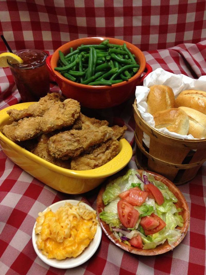 Complimentary Bread and Salad That Start Every Meal Right