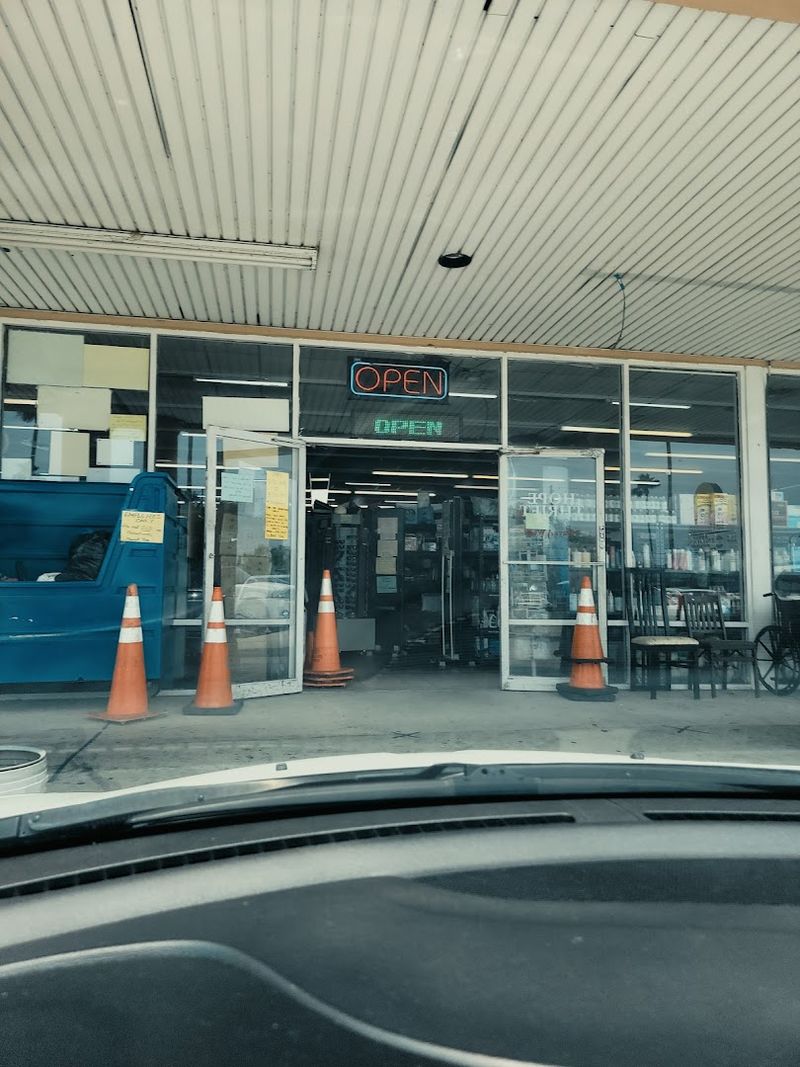 Convenient Hours Seven Days a Week for Flexible Shopping