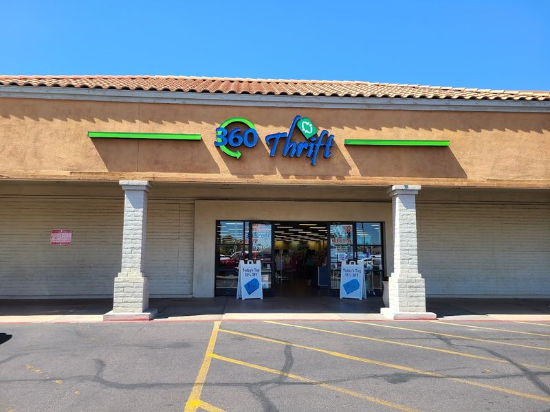Convenient Hours and Easy-to-Find Location