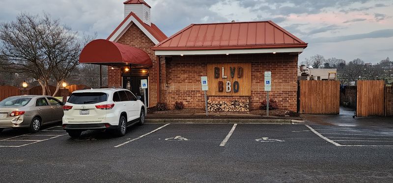 Convenient Location Near Hiking Trails In Morganton