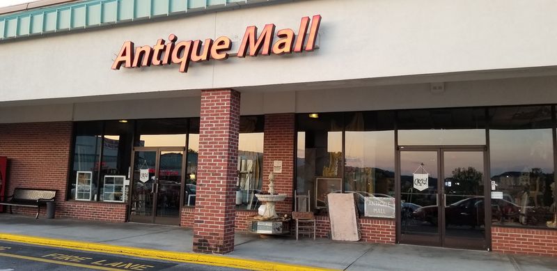 Convenient Location in the Heart of Pigeon Forge