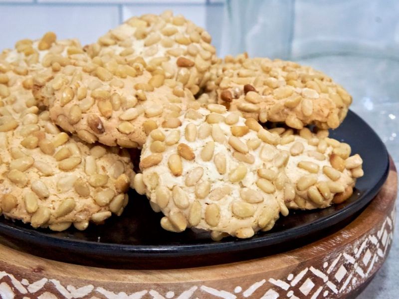 Cookies That Are Perfect for Gifting and Snacking