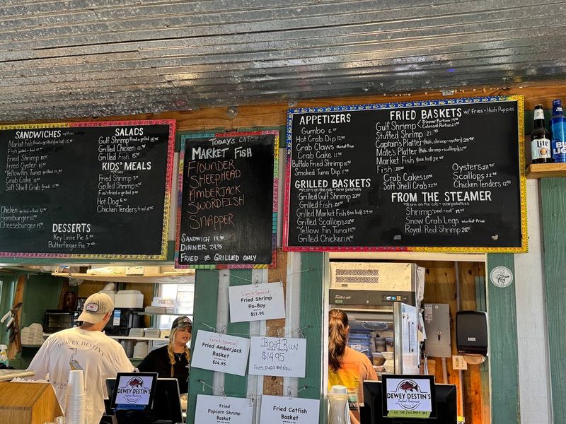 Counter-Service Style With Big Restaurant Energy Counter-Service Style With Big Restaurant Energy