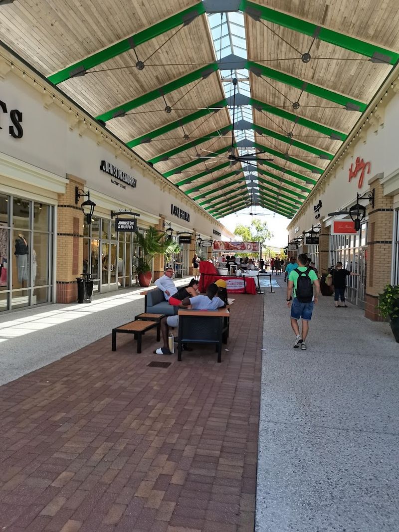 Covered Outdoor Walkways That Make Shopping Comfortable Year-Round