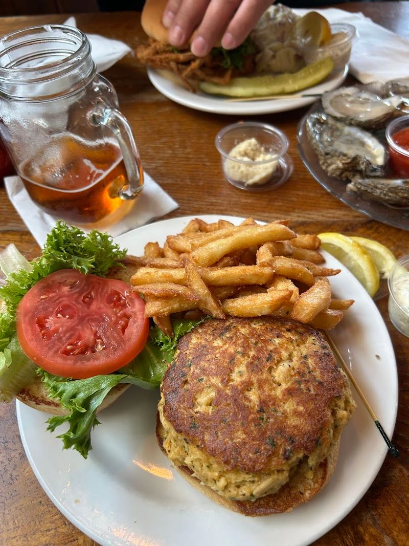 Crab Cakes Worth Every Single Bite Crab Cakes Worth Every Single Bite