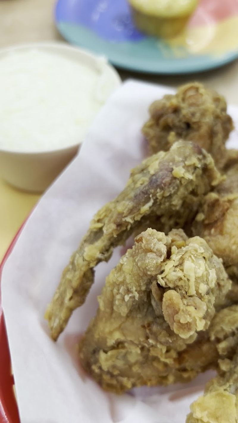 Crispy Wings Seasoned to Absolute Perfection