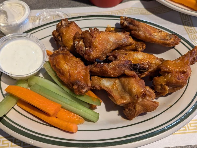 Crispy Wings That Have Earned a Loyal Following
