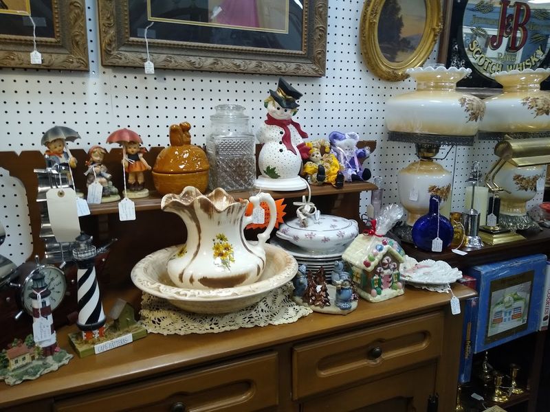 Crystals, Curiosities, and Spiritual Finds