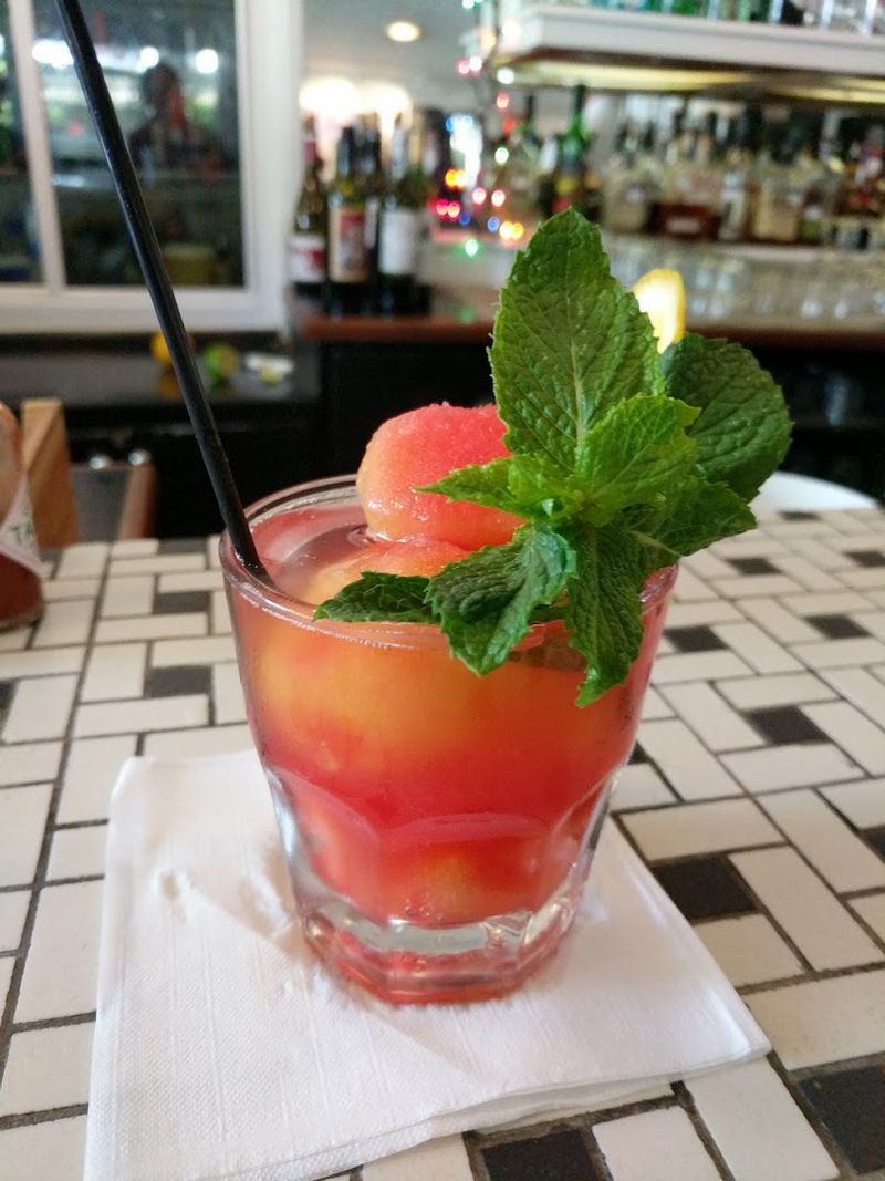 Custom Cocktails That Complement the Food Custom Cocktails That Complement the Food