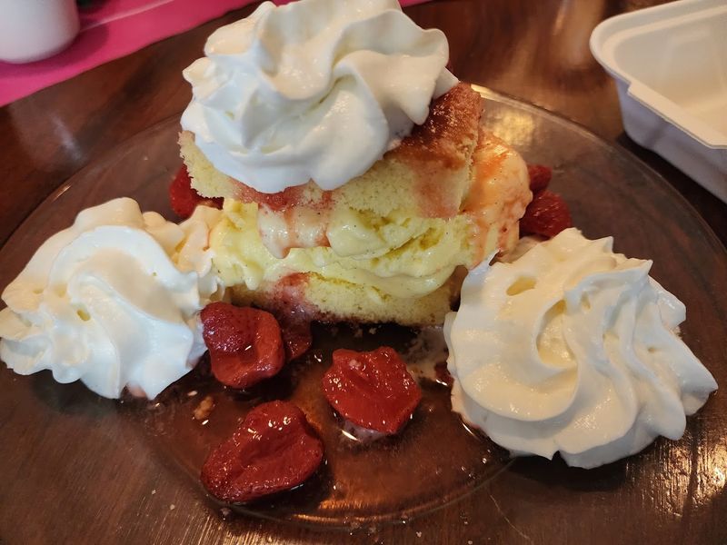 Desserts and Drinks That Wrap Up the Meal Perfectly