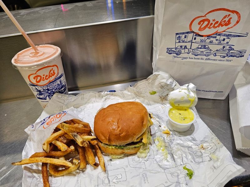 Dick's Drive-In - Seattle, Washington