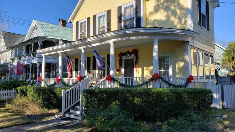 Dining on Fresh Lowcountry Cuisine