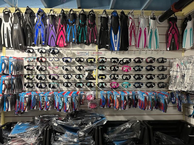 Dive Clothing, Gear, and Accessories for Sale