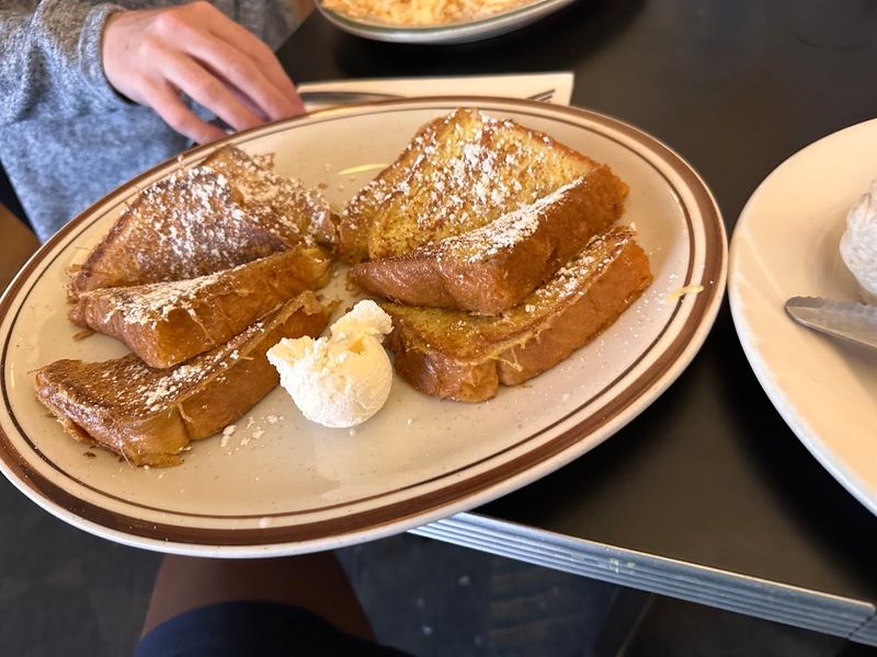 Doctor Tuttle's French Toast — A Menu Icon