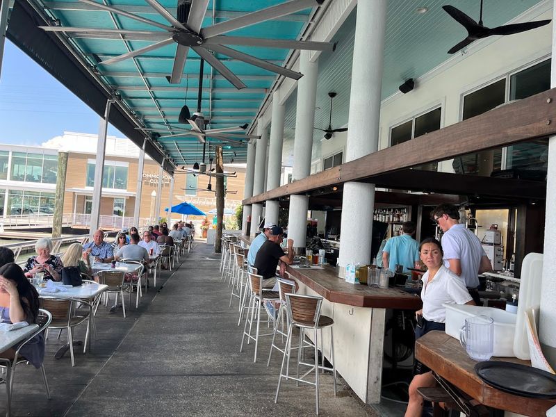 Dog-Friendly Dining Right by the Dock