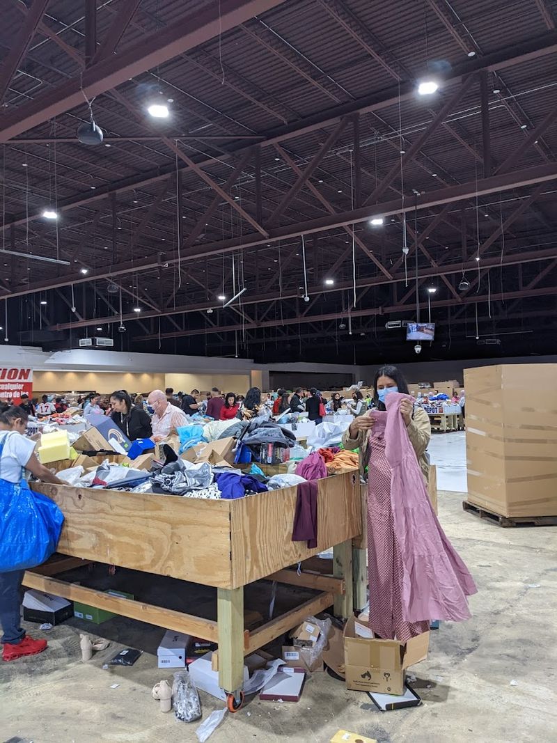 Dollar Hour Events That Turn Shopping Into a Sport