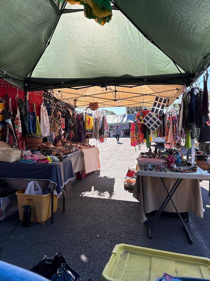 Early Bird Shopping for the Best Picks Early Bird Shopping for the Best Picks