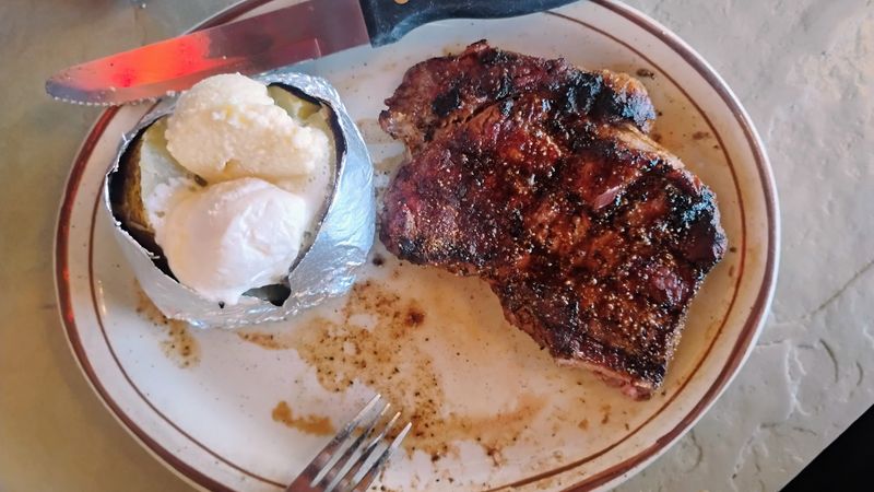 Early Bird Specials That Make a Great Meal Even More Rewarding