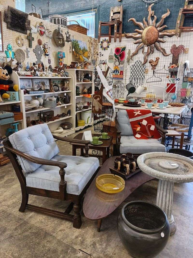 Easy to Find Location With Hours Worth Planning Around