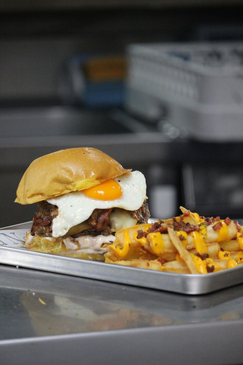 Egg on burger