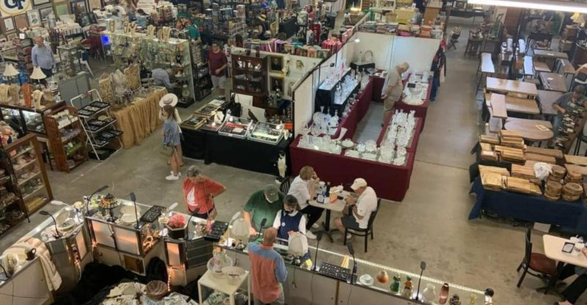 Explore 75000 Square Feet Of Treasures At This Incredible Georgia Antique And Flea Market